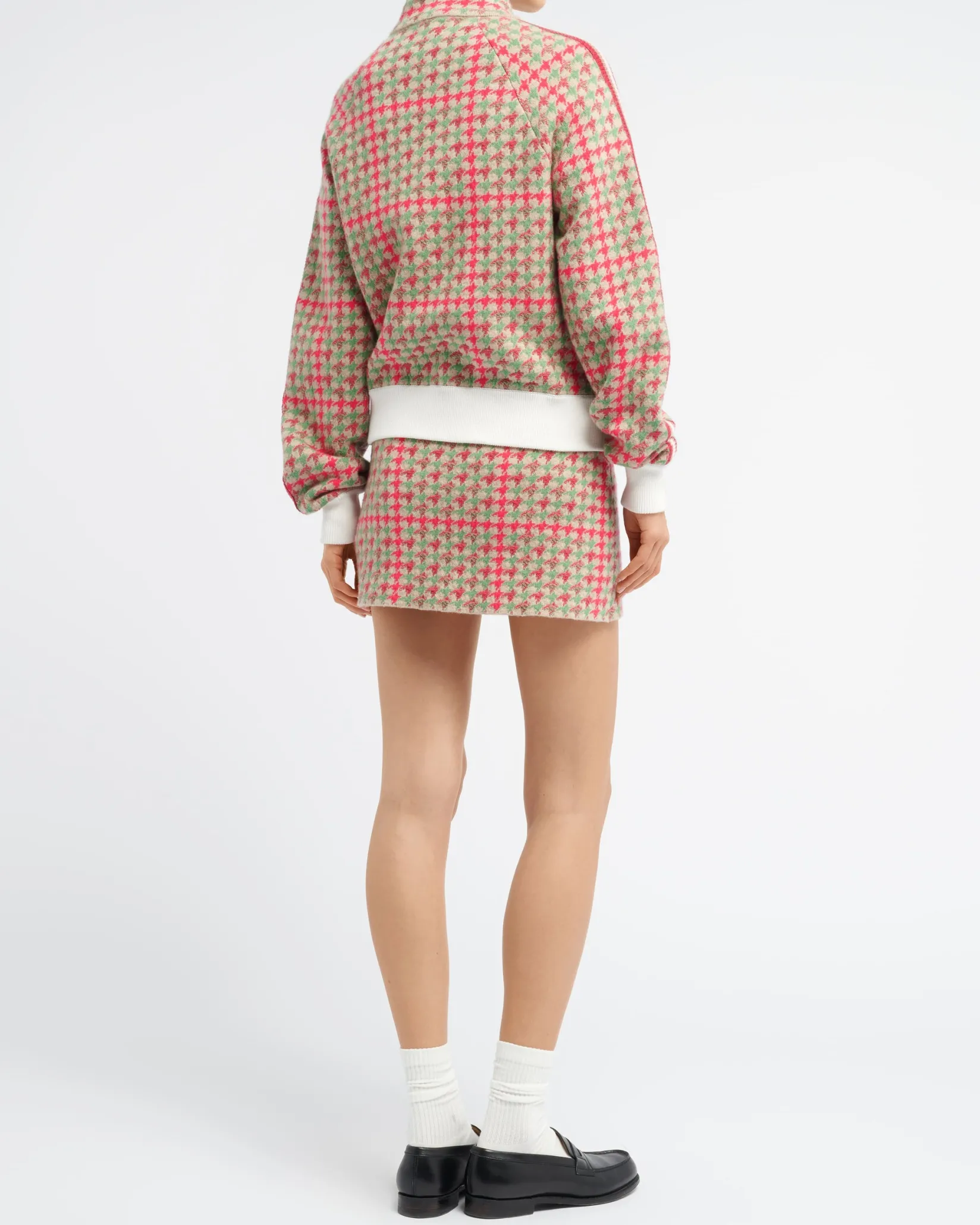 Women Barrie Cashmere and wool jacket with houndstooth pattern