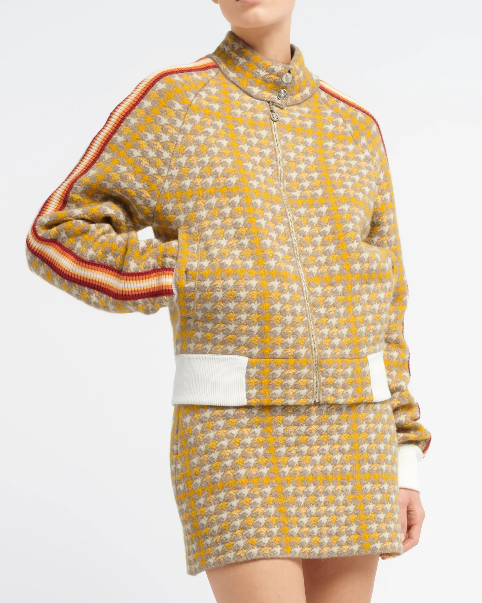 Women Barrie Cashmere and wool skirt with houndstooth pattern
