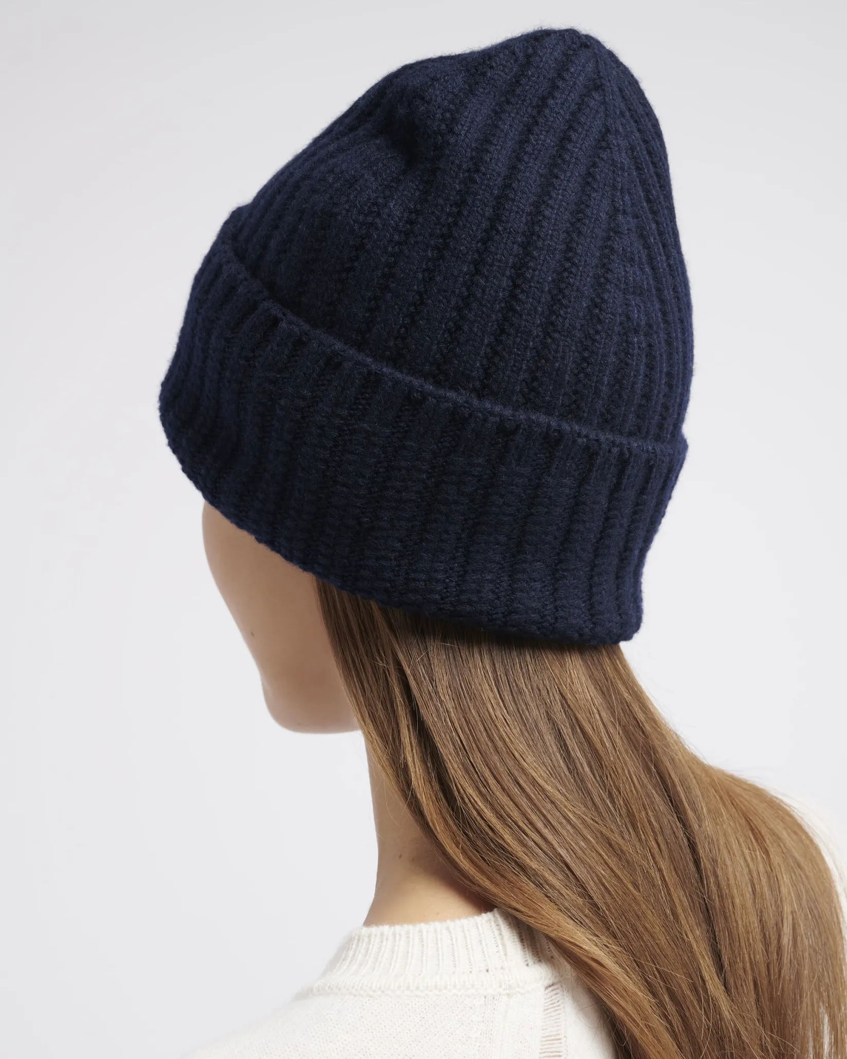 Women Barrie Cashmere beanie