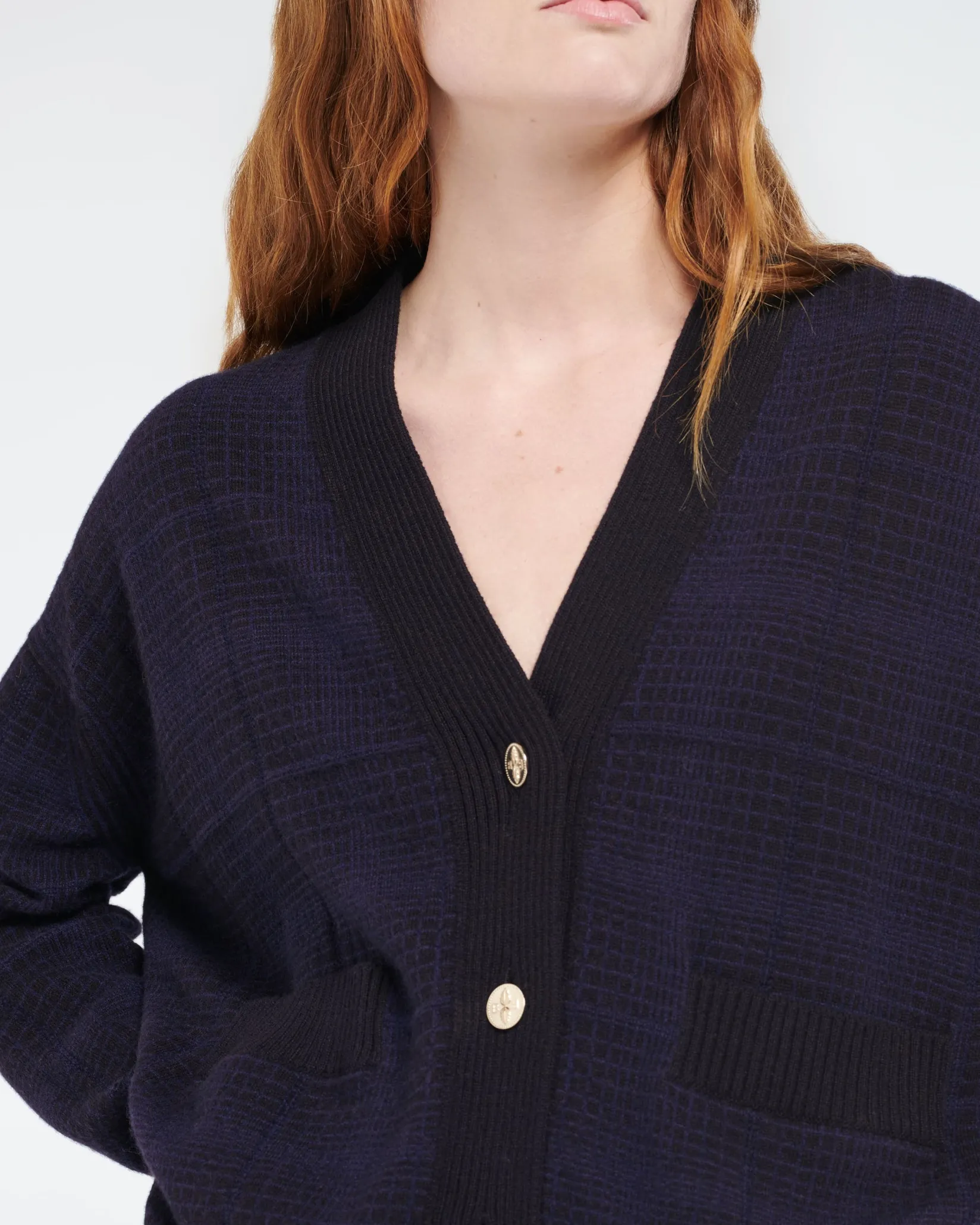 Women Barrie Cashmere cardigan with a tartan motif