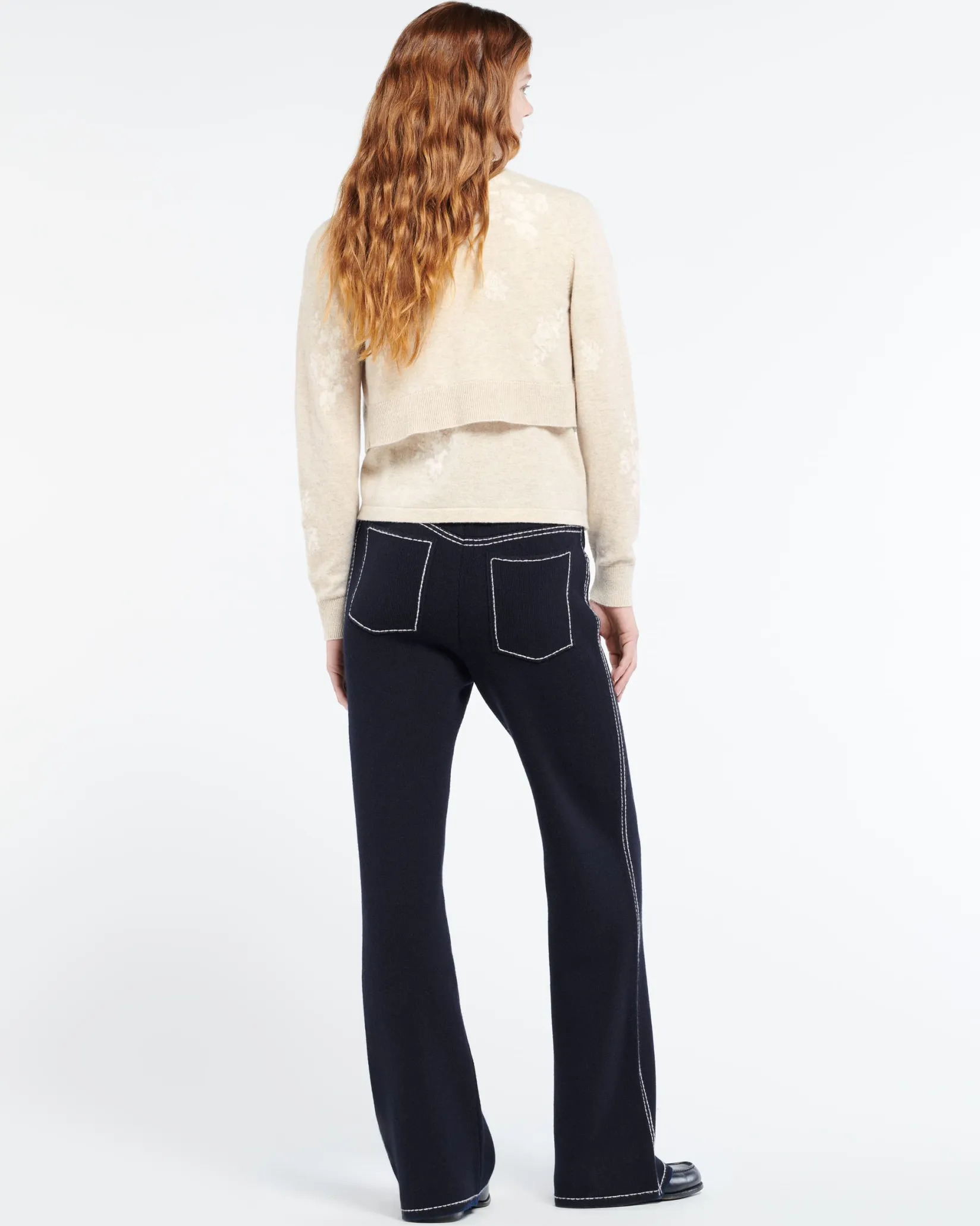 Women Barrie Cashmere cardigan with a floral motif