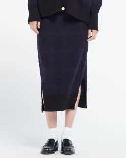 Women Barrie Cashmere skirt with a tartan motif
