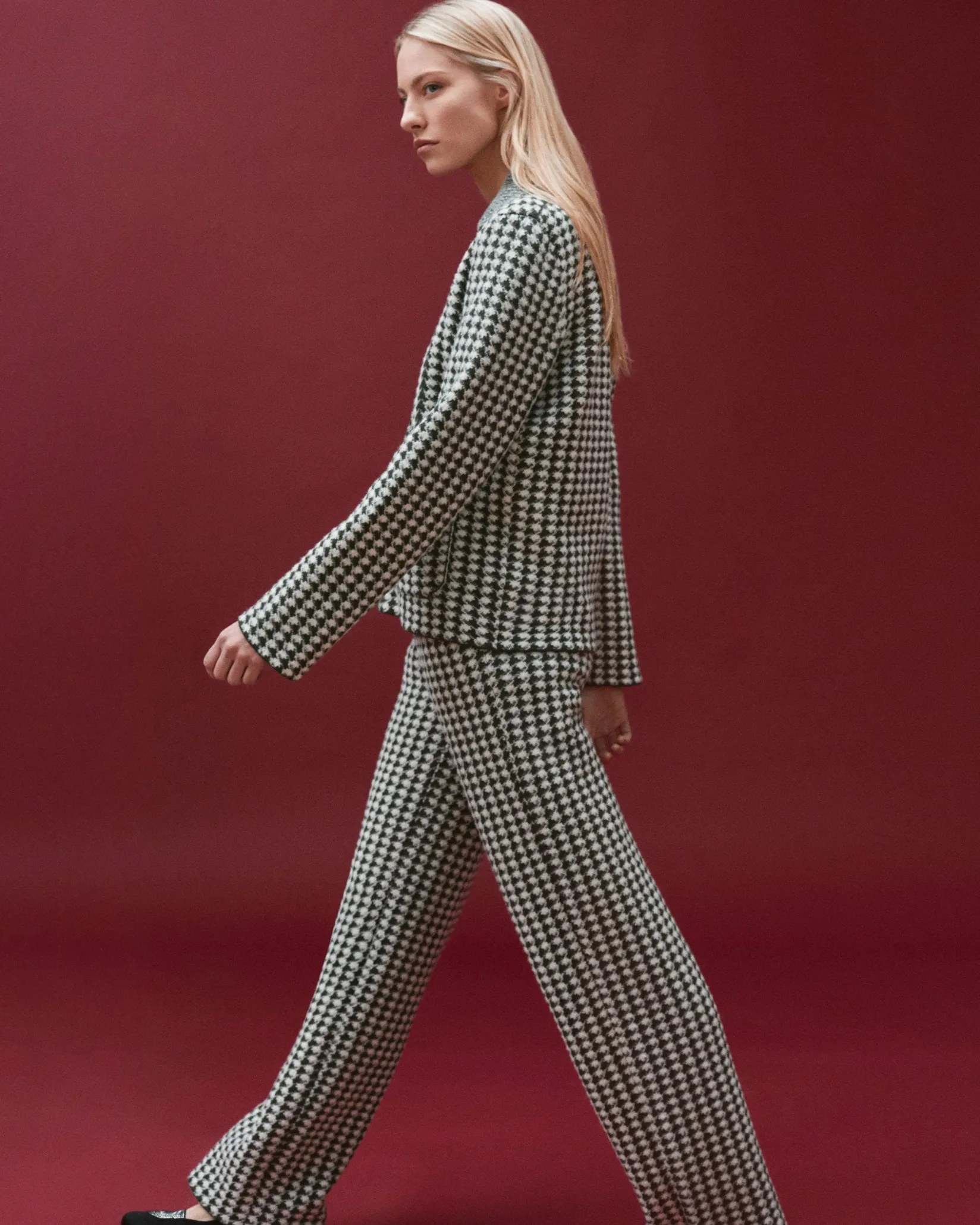 Women Barrie Cashmere suit jacket with a houndstooth motif