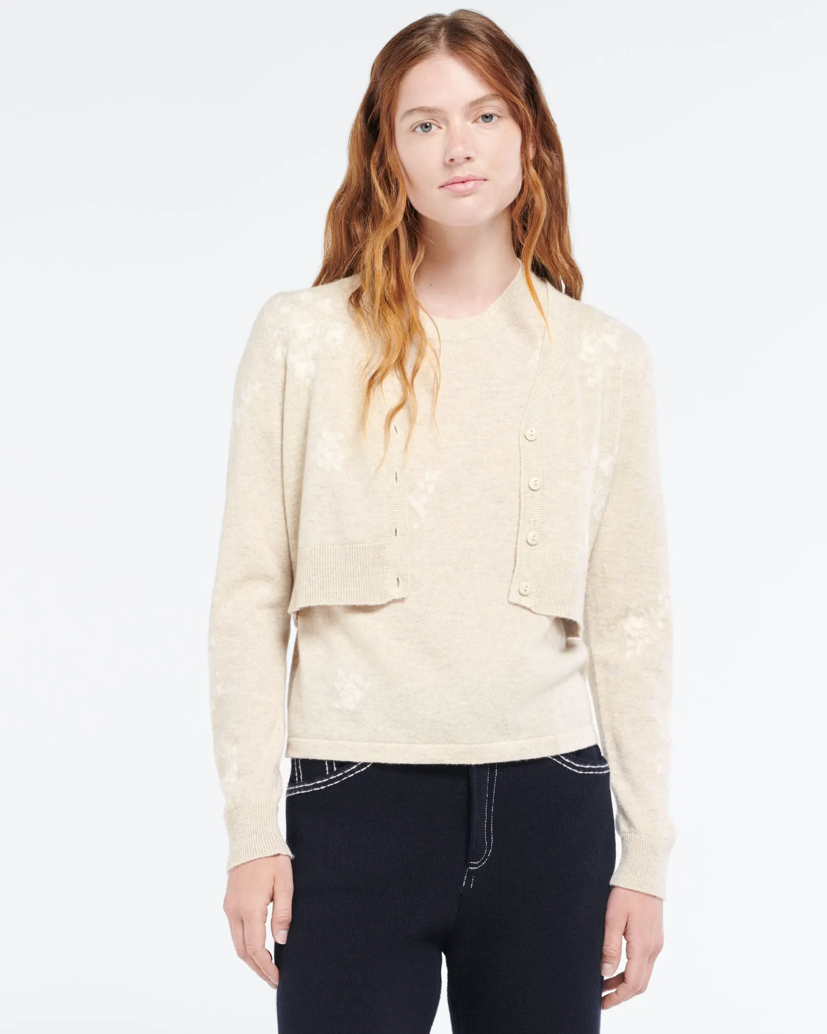 Women Barrie Cashmere top with a floral motif