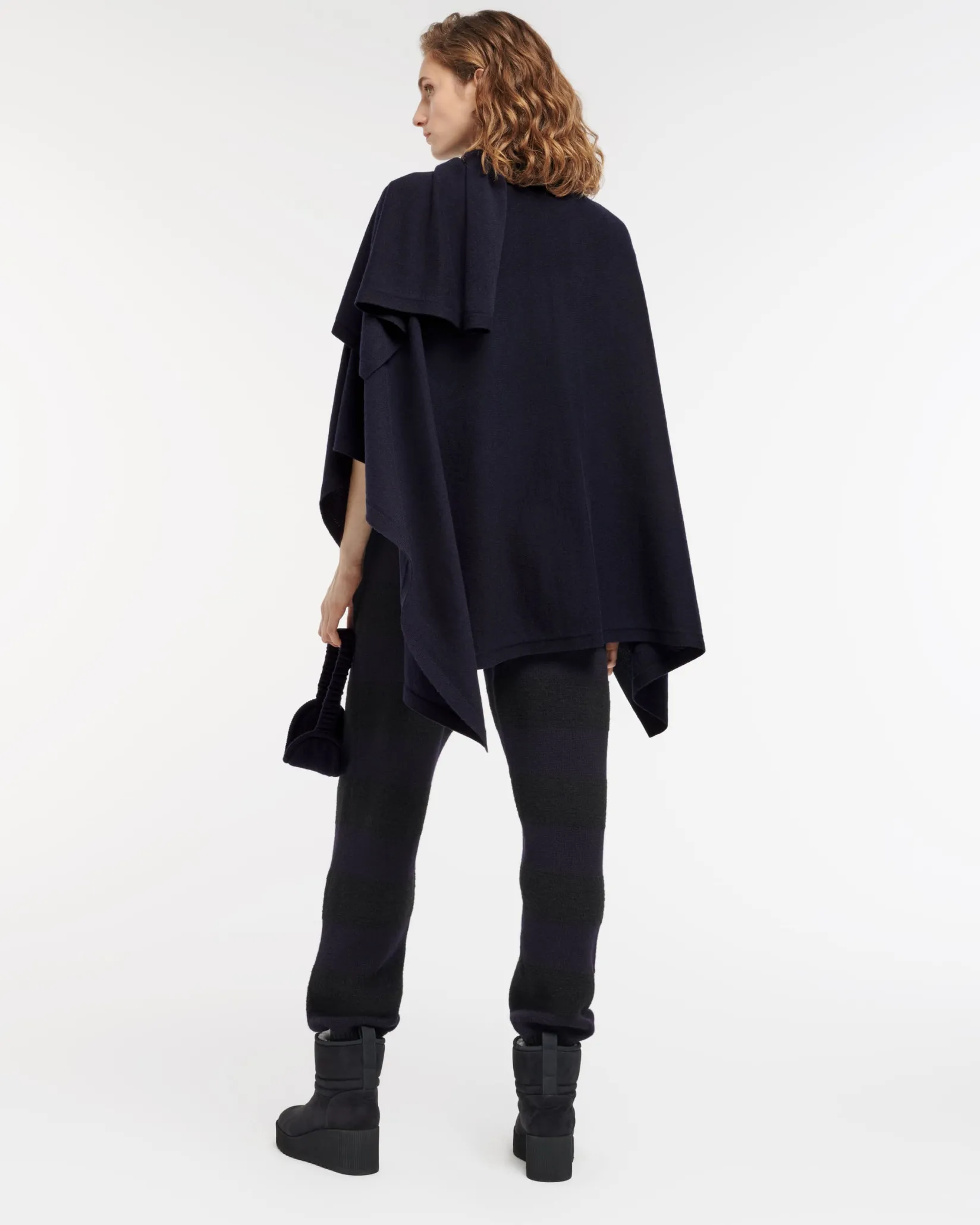 Women Barrie Cashmere travel set