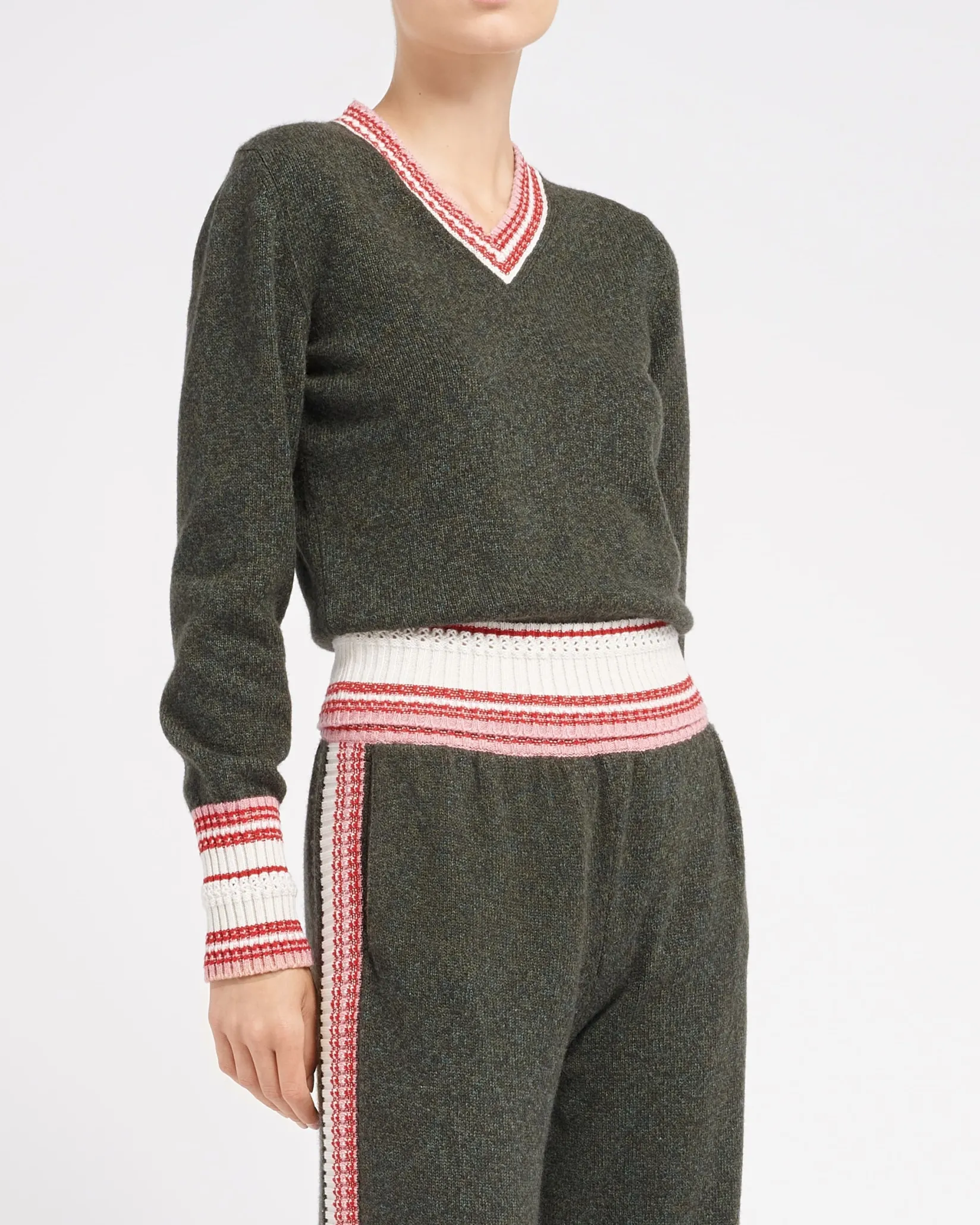Women Barrie Cashmere V-neck jumper