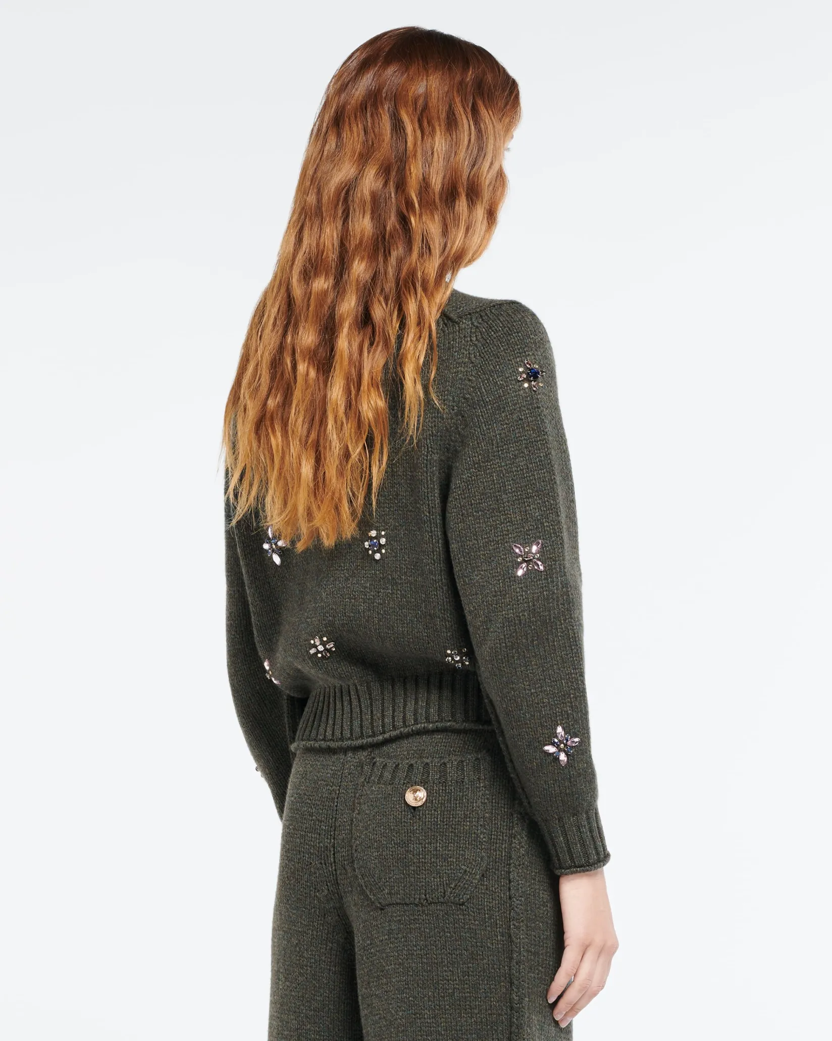 Women Barrie Chunky cashmere cardigan with gold buttons with embroidery
