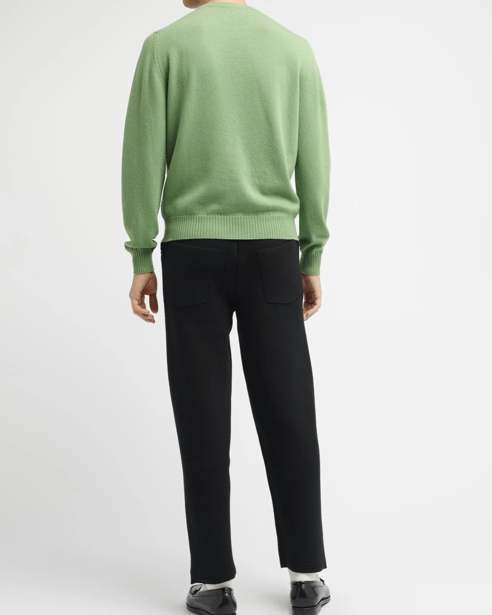 Barrie 3D cashmere logo round-neck jumper