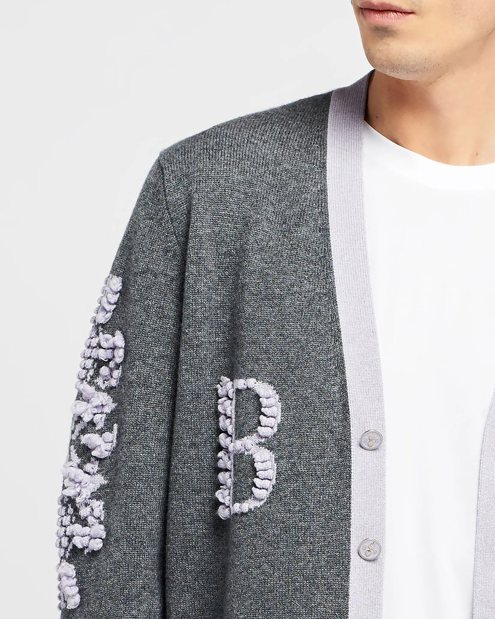 Barrie 3D logo V-neck cashmere cardigan