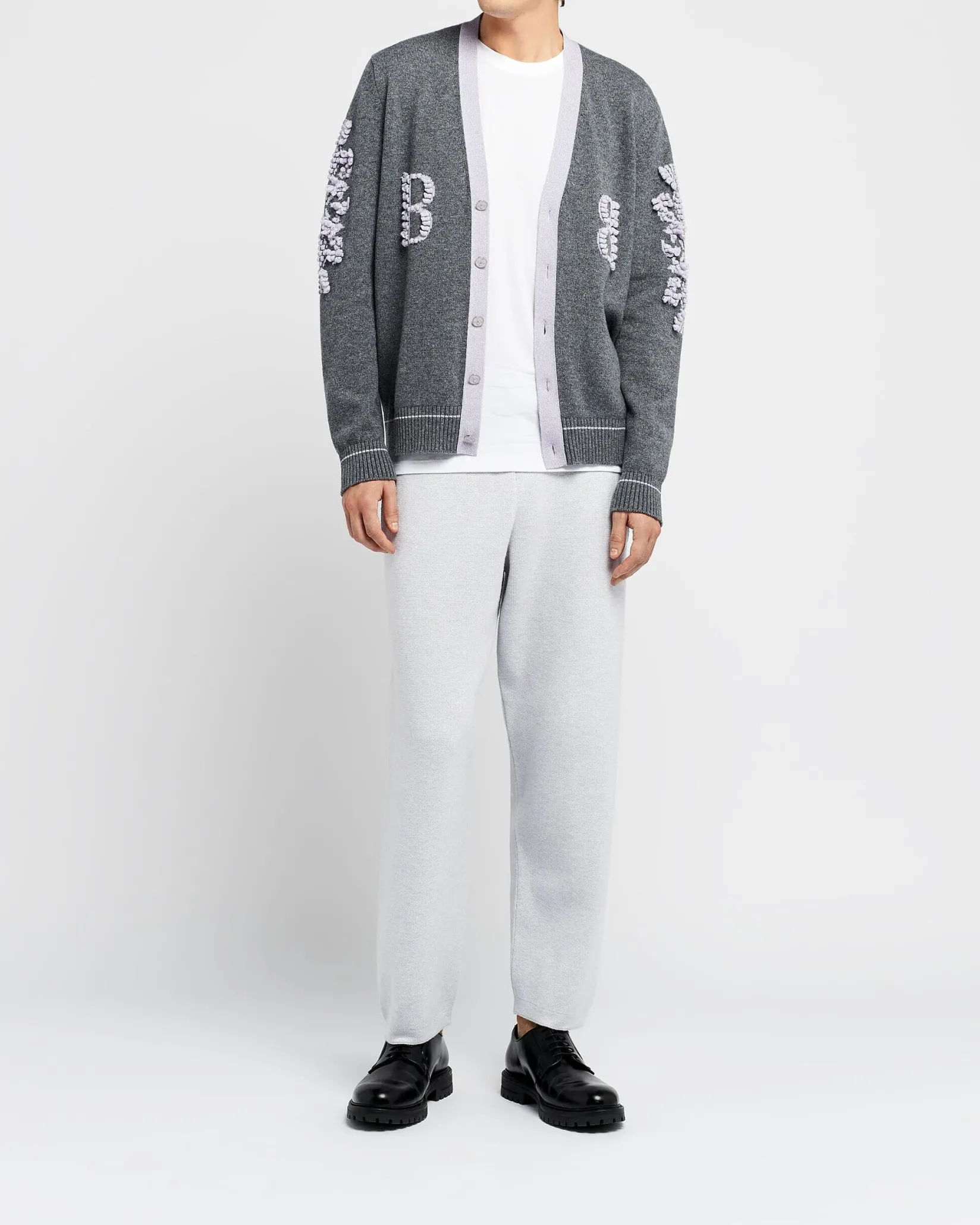Barrie 3D logo V-neck cashmere cardigan