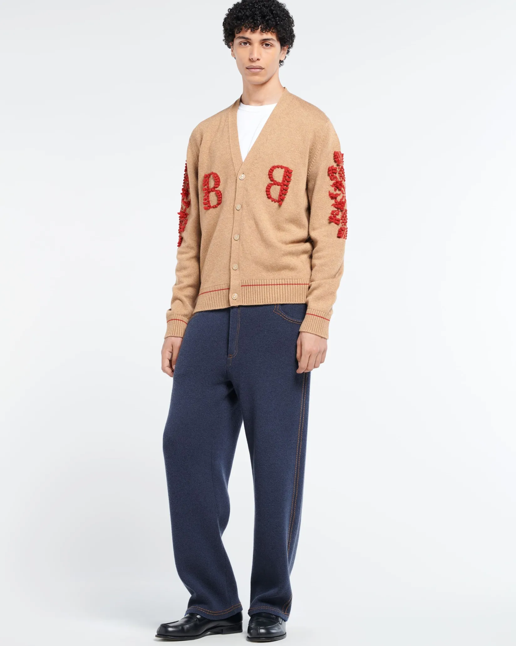 Barrie 3D logo V-neck cashmere cardigan