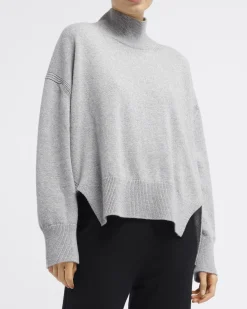 Women Barrie Iconic oversized roll-neck cashmere jumper