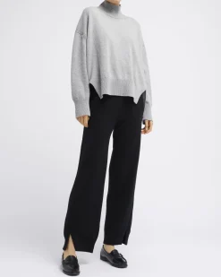 Women Barrie Iconic oversized roll-neck cashmere jumper