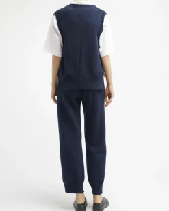 Women Barrie Iconic sleeveless cashmere jumper