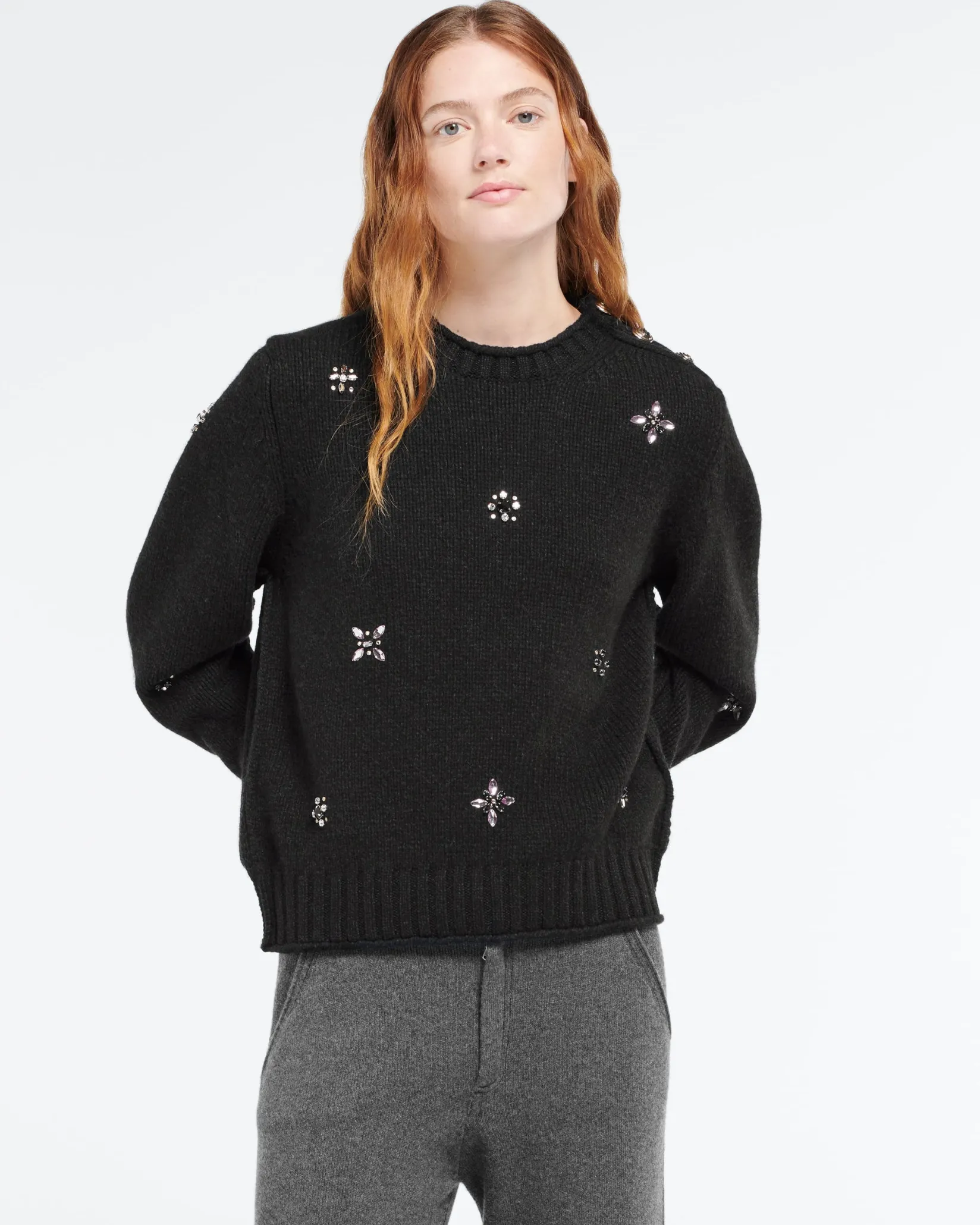 Women Barrie Jumper in chunky cashmere with gold buttons with embroidery