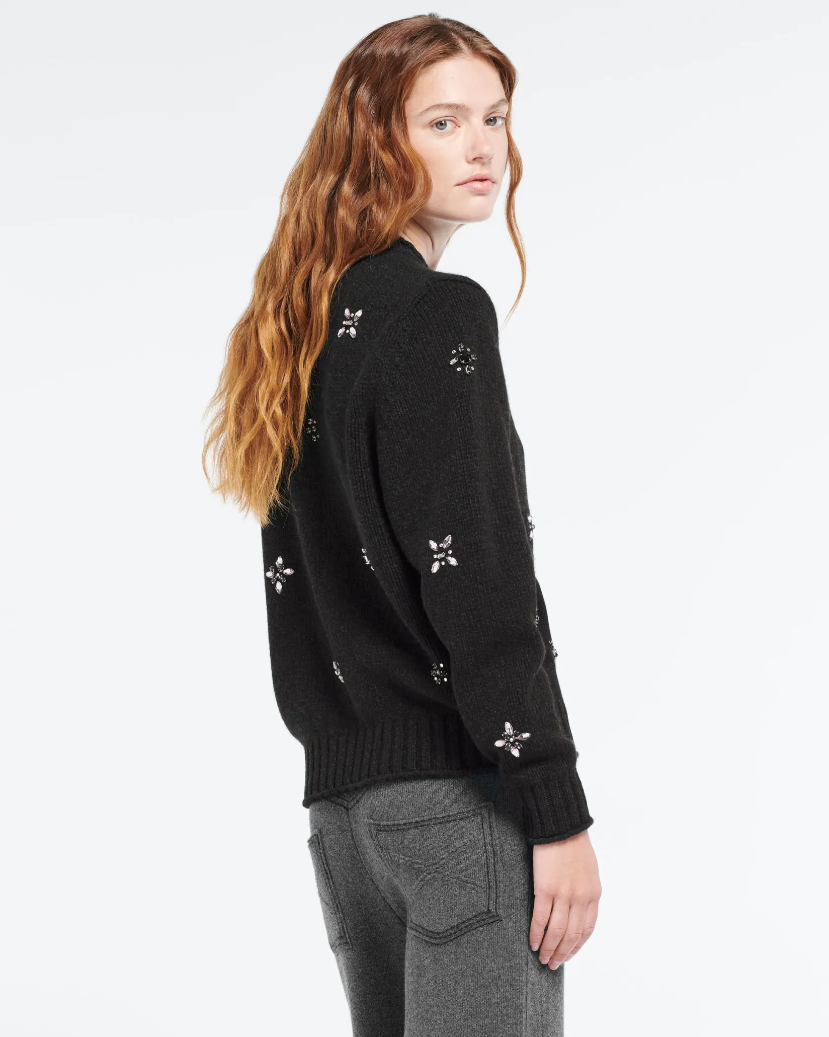 Women Barrie Jumper in chunky cashmere with gold buttons with embroidery