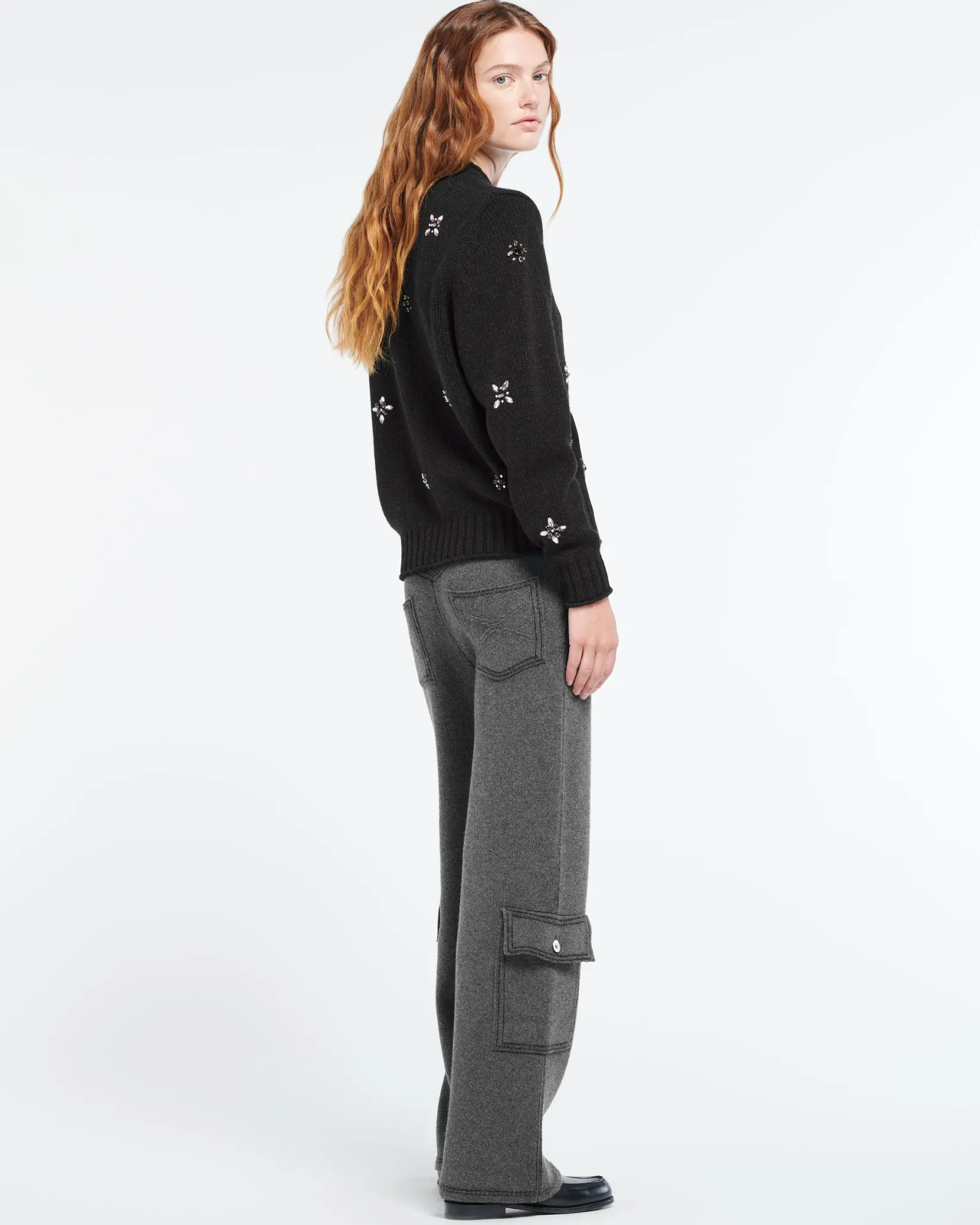 Women Barrie Jumper in chunky cashmere with gold buttons with embroidery