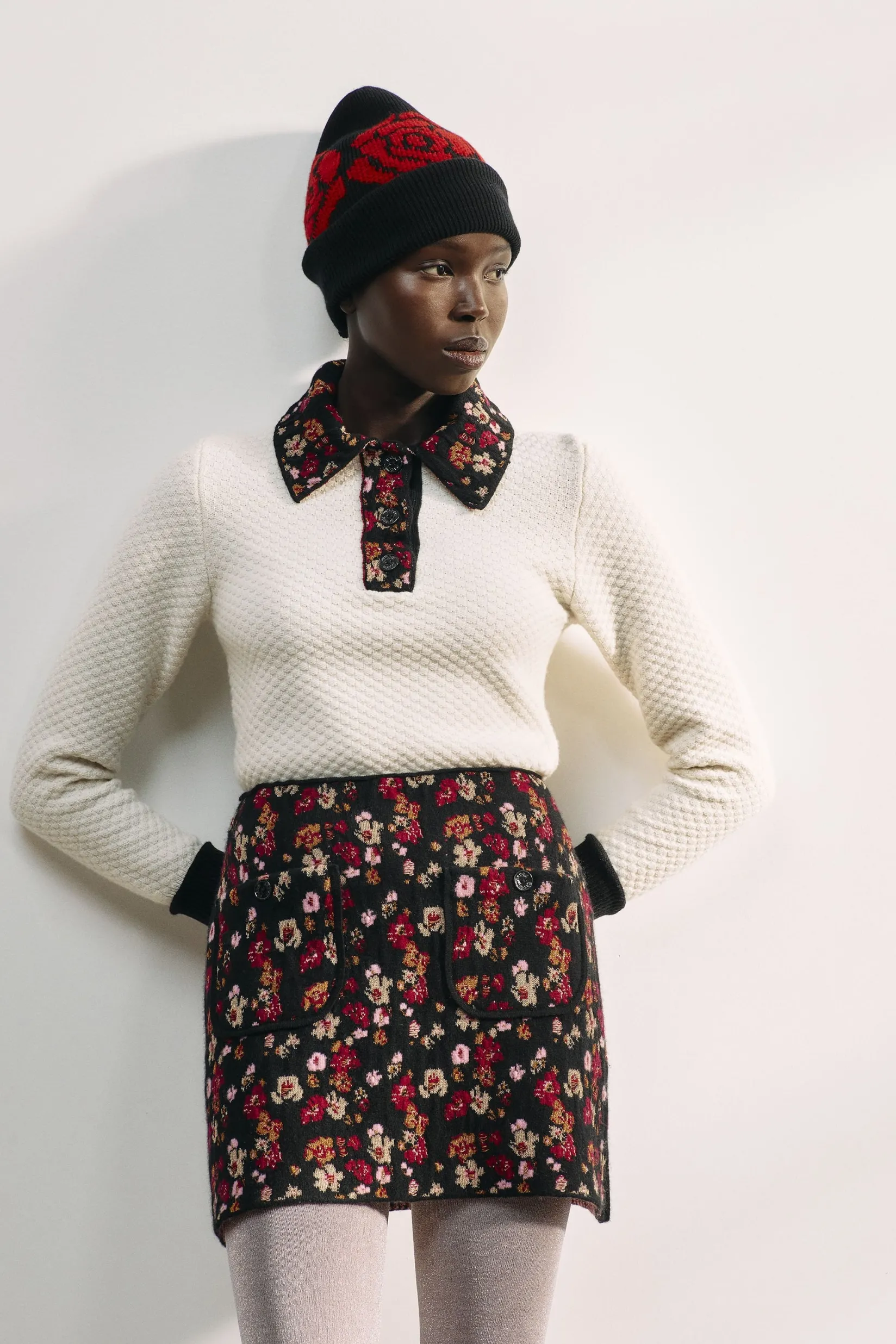 Women Barrie Short skirt in cashmere with floral motif