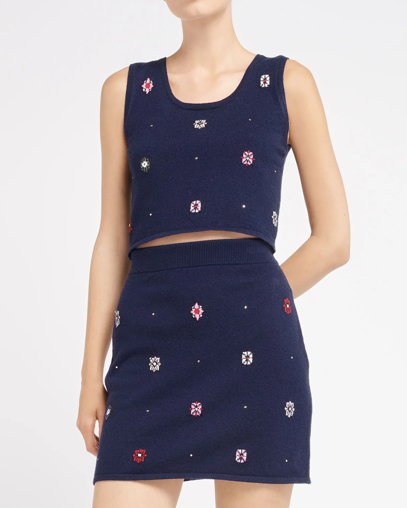Women Barrie Sleeveless crop top in cashmere and cotton with floral motif