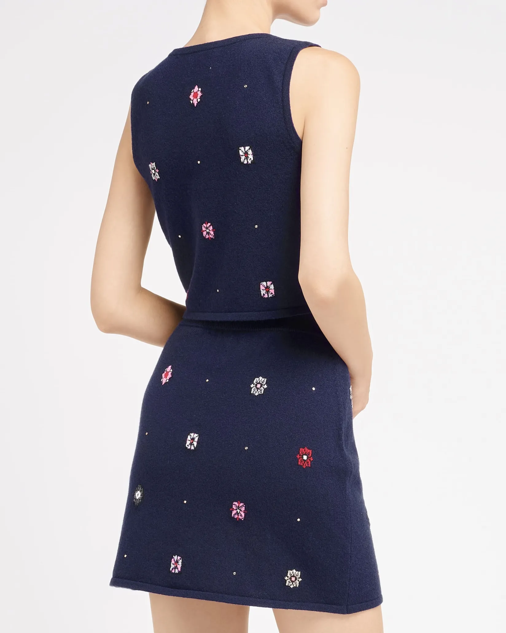 Women Barrie Sleeveless crop top in cashmere and cotton with floral motif