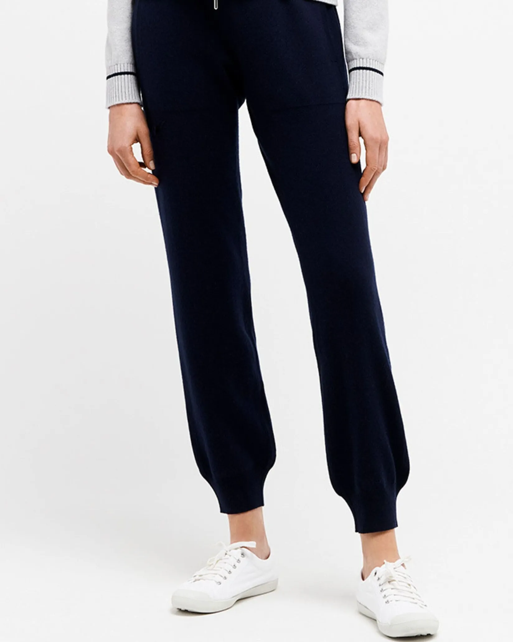 Women Barrie Timeless cashmere joggers
