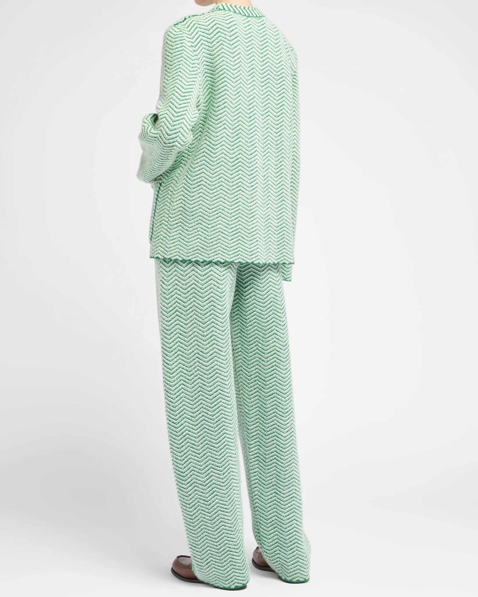 Women Barrie Trousers in cashmere, wool and silk with a chevron motif