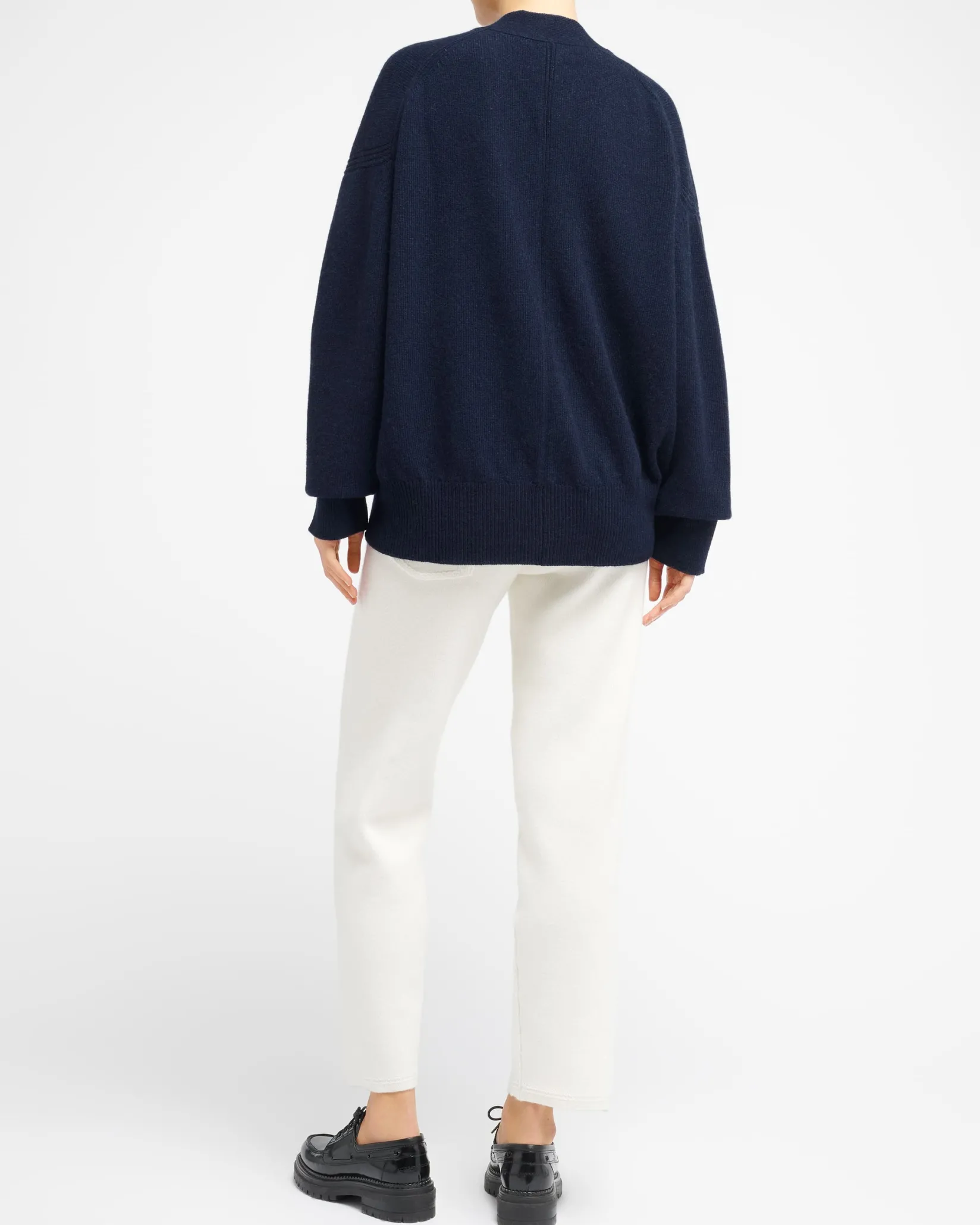 Women Barrie V-neck cashmere cardigan